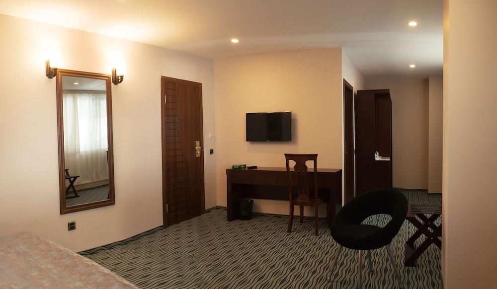 Ruma Port Hotel Baku Exteriör bild
