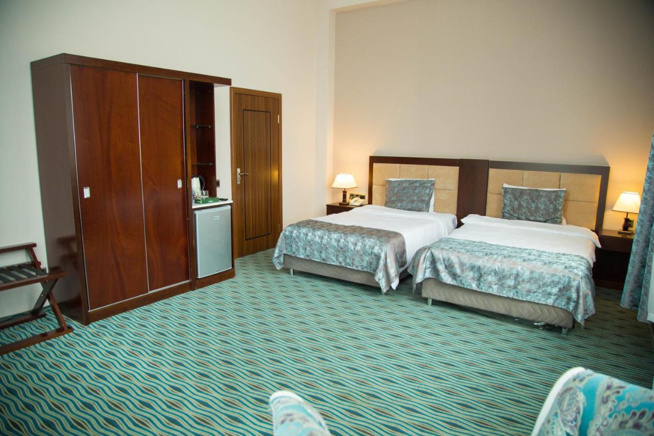 Ruma Port Hotel Baku Exteriör bild