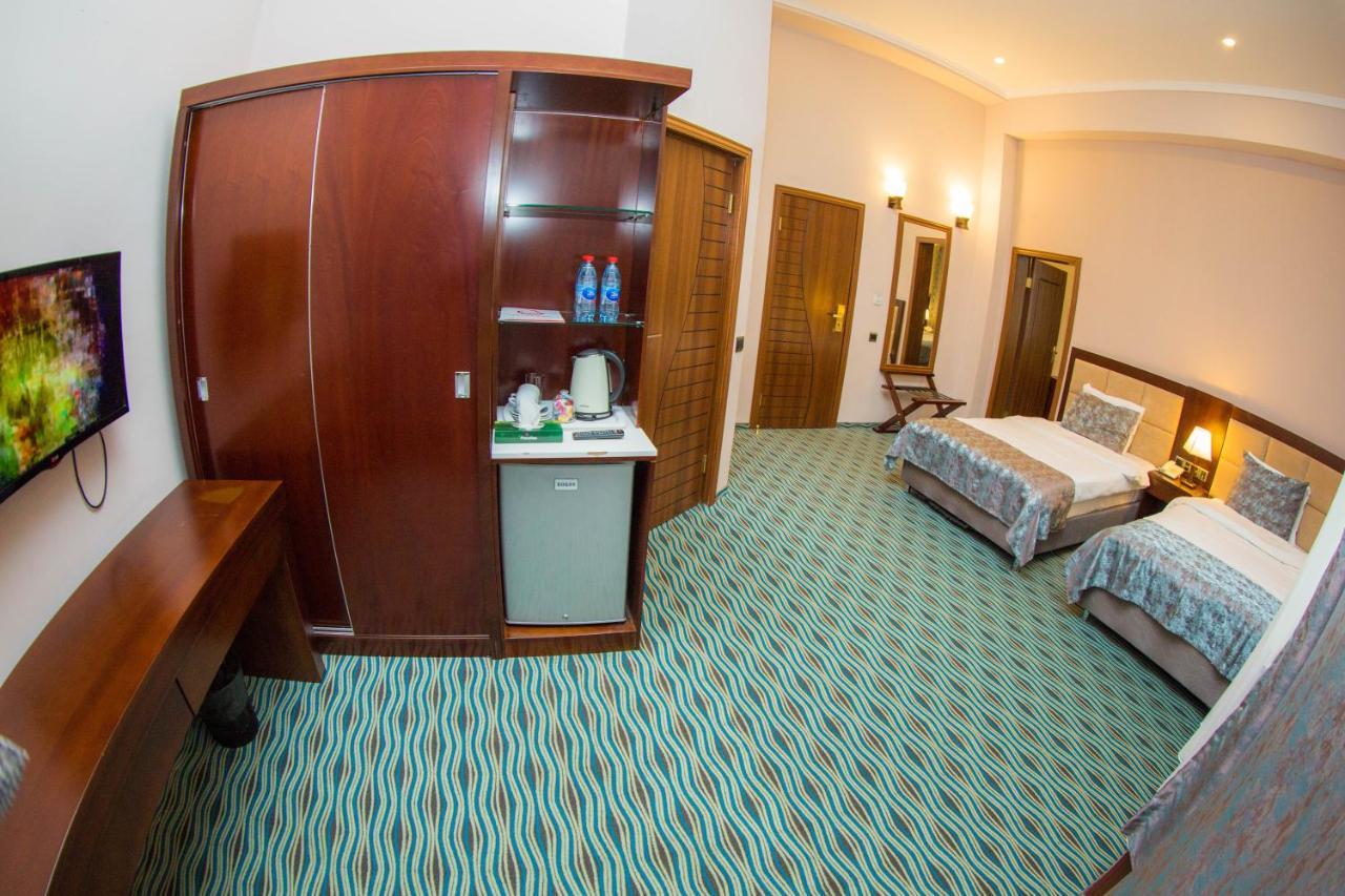 Ruma Port Hotel Baku Exteriör bild