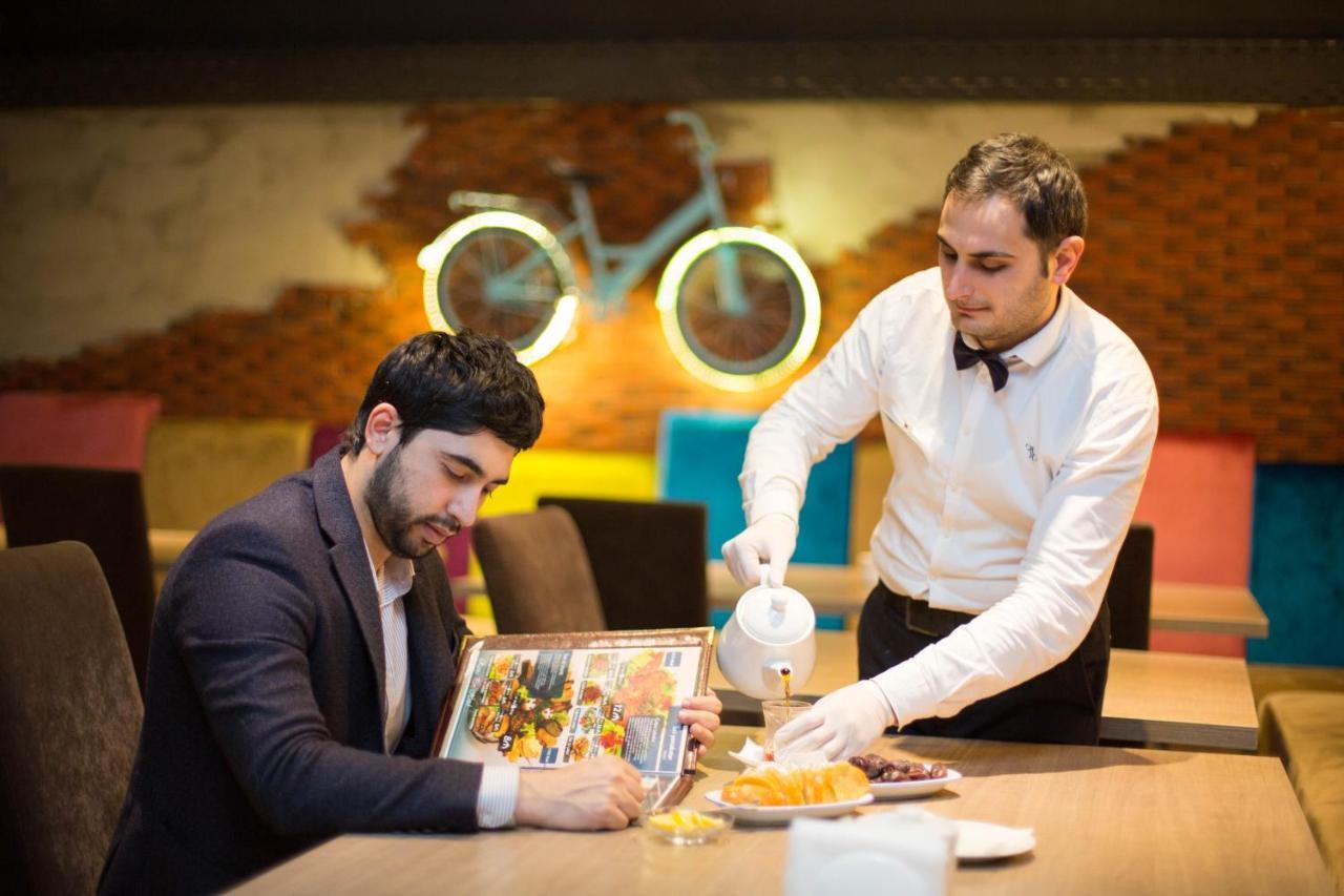 Ruma Port Hotel Baku Exteriör bild